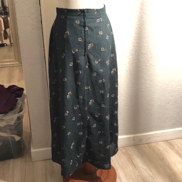 SOLD - Picture 3 of 5